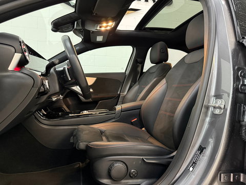 Mercedes-Benz A-Klasse 250e AMG Line, Full options, Pano, Nightpack, NL auto