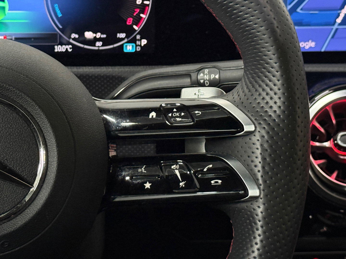 Mercedes-Benz A-Klasse 250e AMG Line, Full options, Pano, Nightpack, NL auto