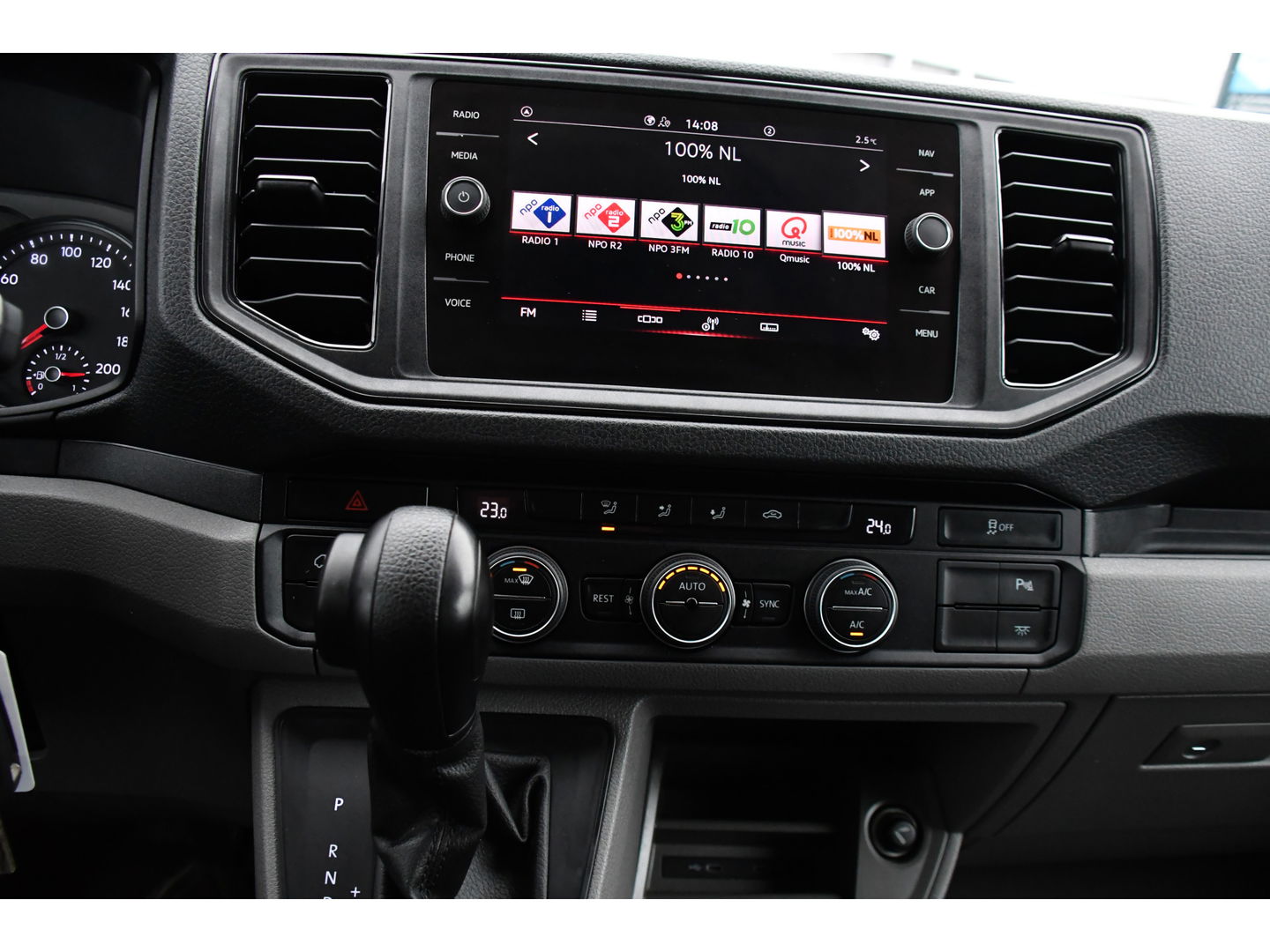 MAN TGE 2.0 L3H2 PB Edition Adaptieve Cruise, Camera, Carplay, LED, 2 x Schuifdeur, Trekhaak, multimedia, 140pk, Automaat, Uniek!