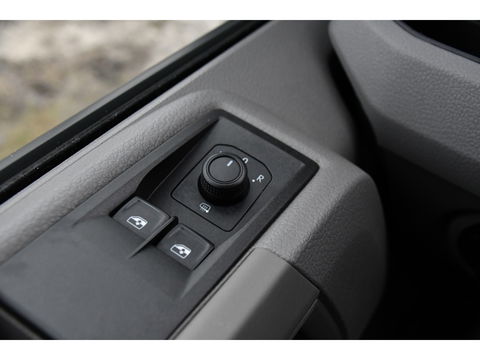 MAN TGE 2.0 L3H2 PB Edition Adaptieve Cruise, Camera, Carplay, LED, 2 x Schuifdeur, Trekhaak, multimedia, 140pk, Automaat, Uniek!