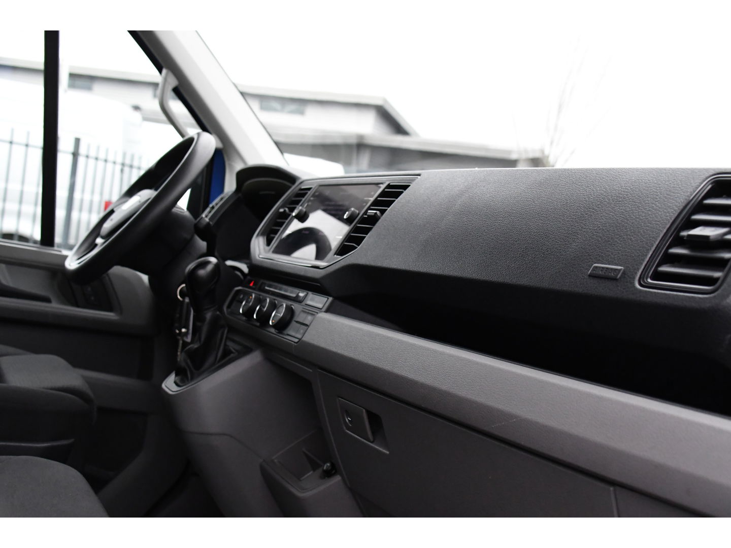 MAN TGE 2.0 L3H2 PB Edition Adaptieve Cruise, Camera, Carplay, LED, 2 x Schuifdeur, Trekhaak, multimedia, 140pk, Automaat, Uniek!