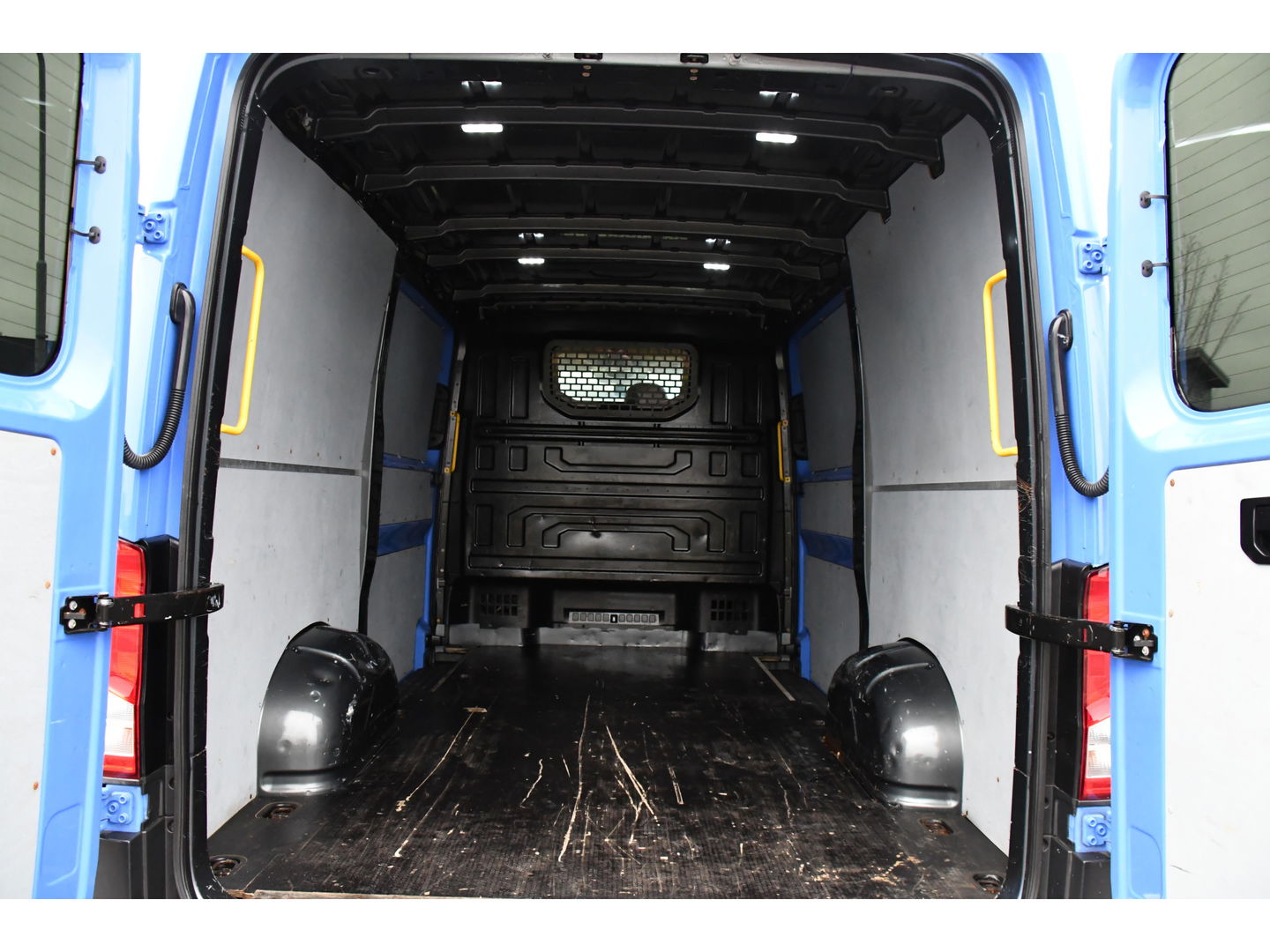 MAN TGE 2.0 L3H2 PB Edition Adaptieve Cruise, Camera, Carplay, LED, 2 x Schuifdeur, Trekhaak, multimedia, 140pk, Automaat, Uniek!