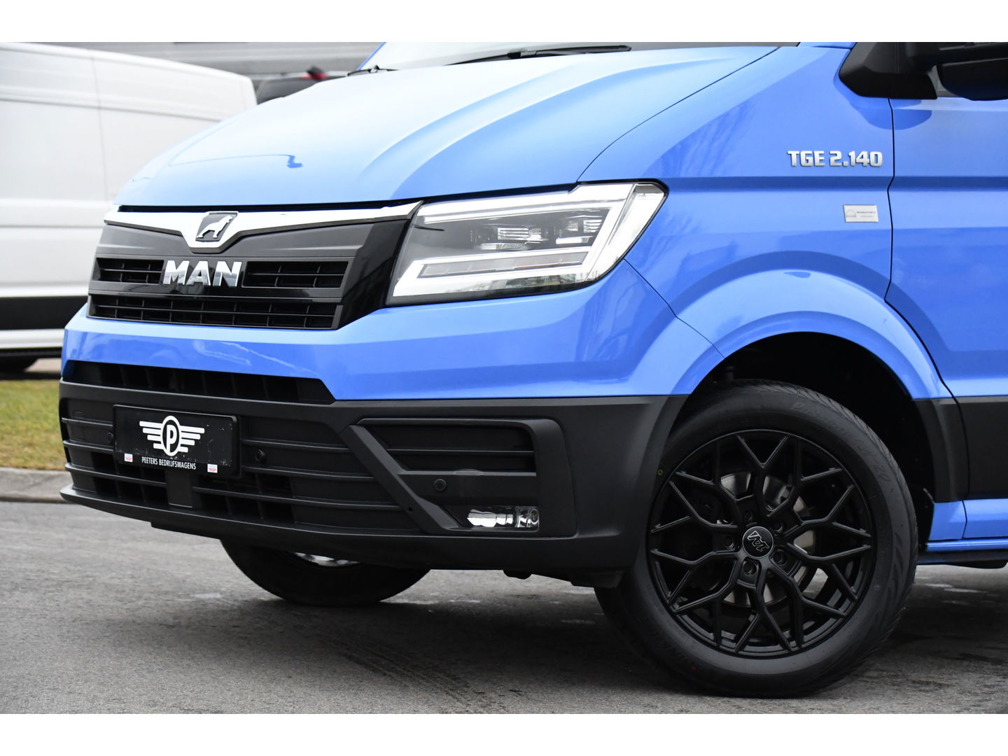 MAN TGE 2.0 L3H2 PB Edition Adaptieve Cruise, Camera, Carplay, LED, 2 x Schuifdeur, Trekhaak, multimedia, 140pk, Automaat, Uniek!