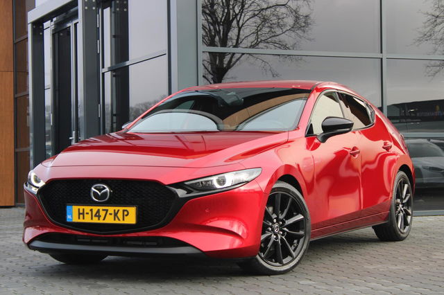 Mazda 3 - 2.0 180pk Automaat | Zeer luxe! | Trekhaak | Leder | Bose