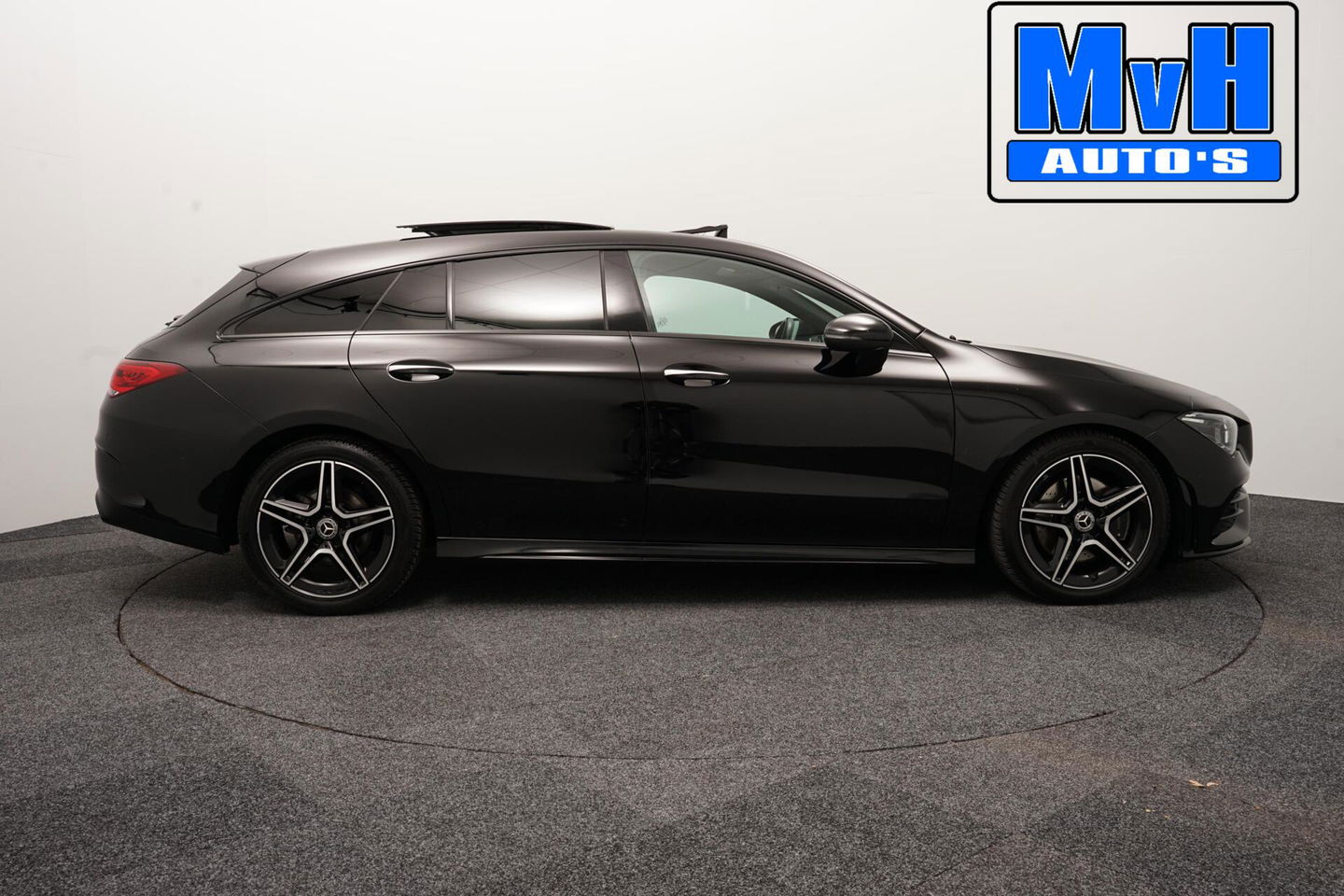 Mercedes-Benz CLA Shooting Brake 200 Business Solution AMG