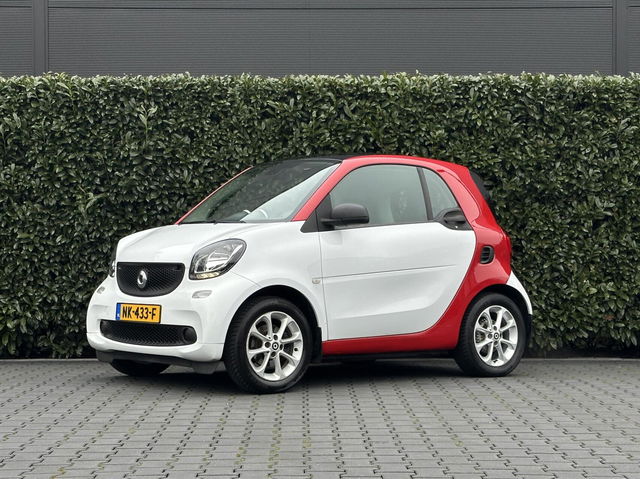 smart Fortwo - 1.0 TURBO PURE, NL AUTO, NAP LOGISCH, PANORAMADAK, CRUISE, CLIMATE CONTROL, ELEKTRISCHE RAMEN, LICHTMETAAL 15"
