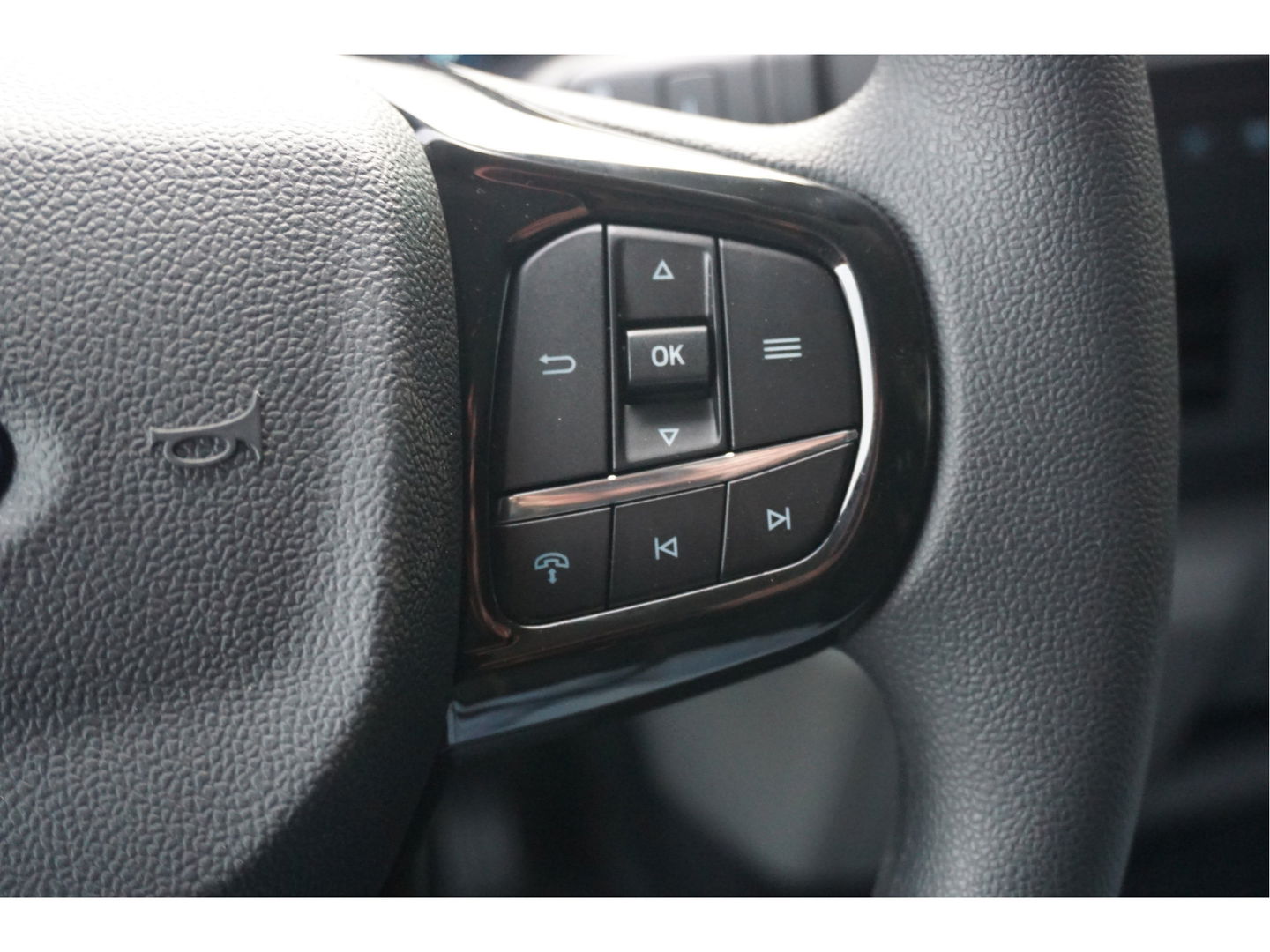 Ford Transit Custom Trend Elek. 64KWH 218PK Trend AUT BPM VRIJ!! Apple CP / Android A, LED, 2300KG Trekgewicht NR. EC03