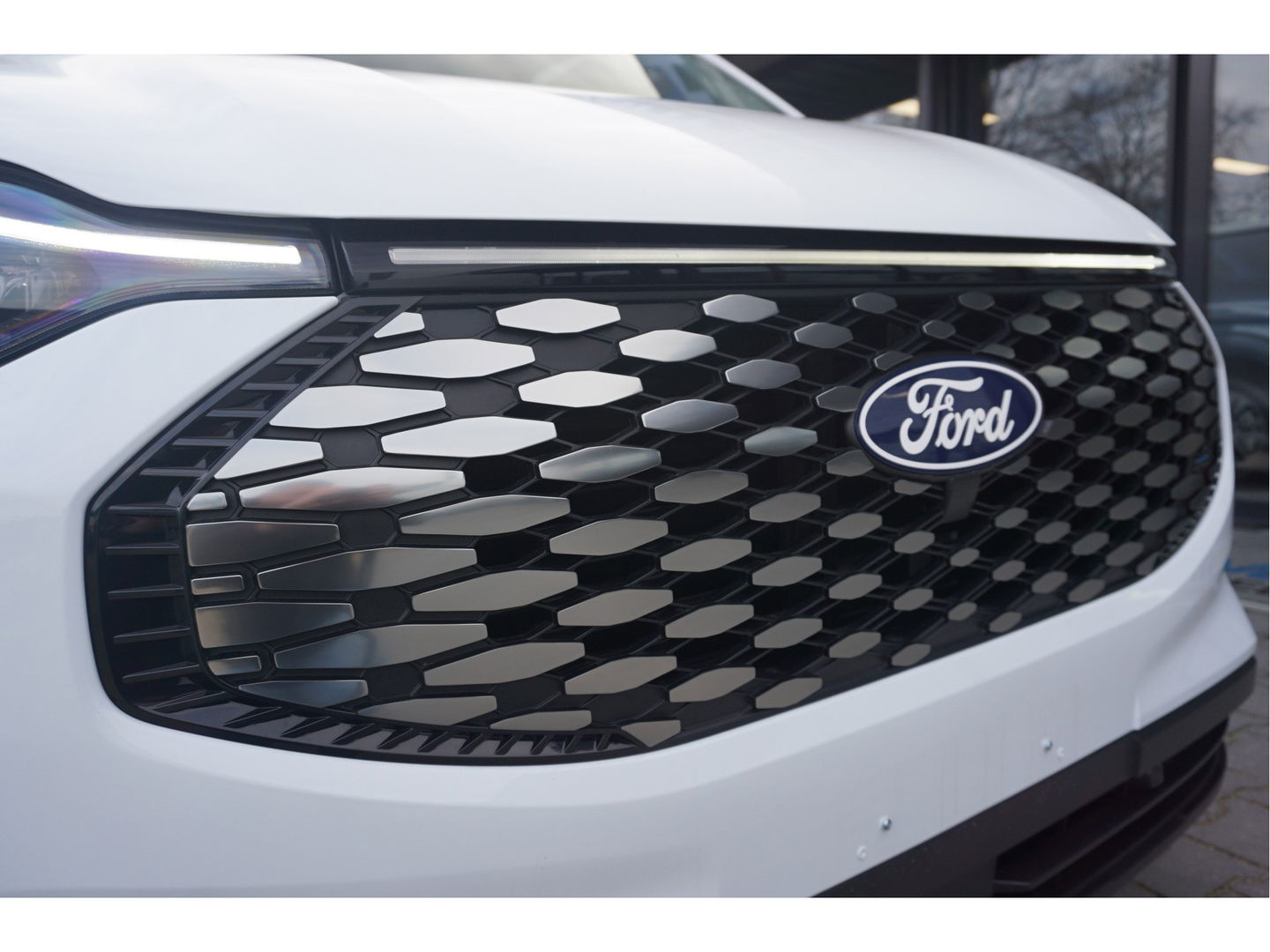 Ford Transit Custom Trend Elek. 64KWH 218PK Trend AUT BPM VRIJ!! Apple CP / Android A, LED, 2300KG Trekgewicht NR. EC03