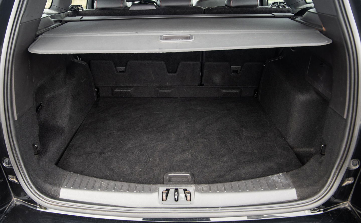 Ford Kuga 1.5 EcoBoost ST Line CAMERA / CARPLAY / TREKHAAK / 2000 KG / STOEVERWRMING / 150 PK