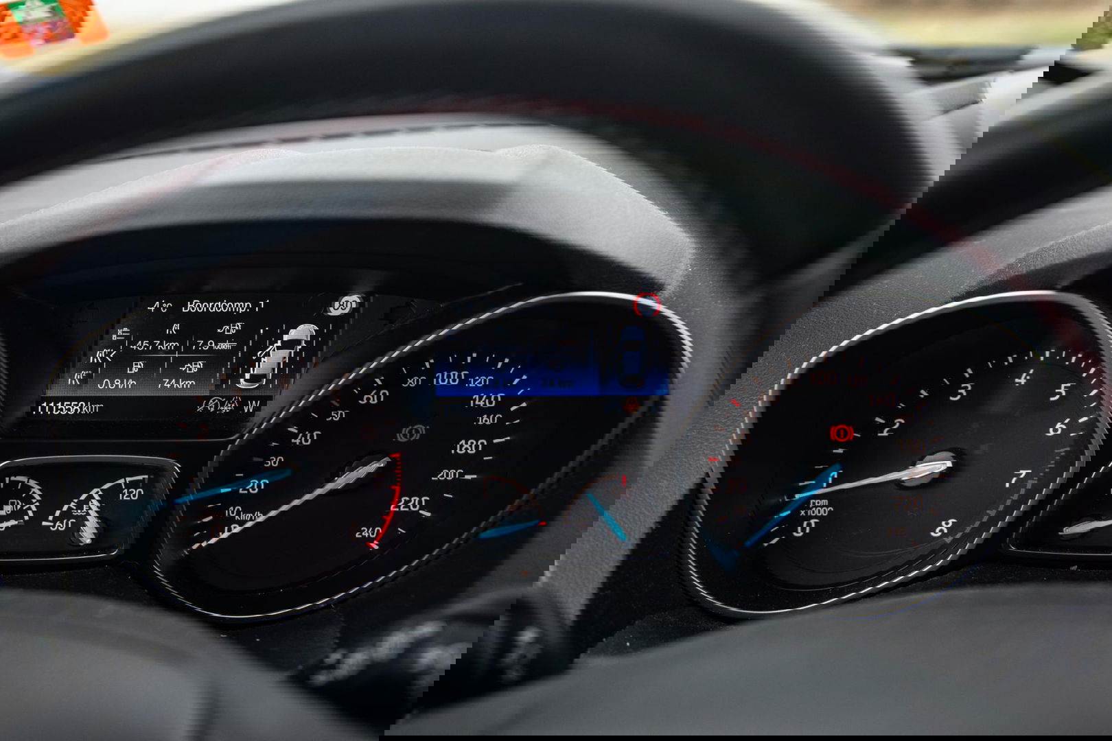 Ford Kuga 1.5 EcoBoost ST Line CAMERA / CARPLAY / TREKHAAK / 2000 KG / STOEVERWRMING / 150 PK