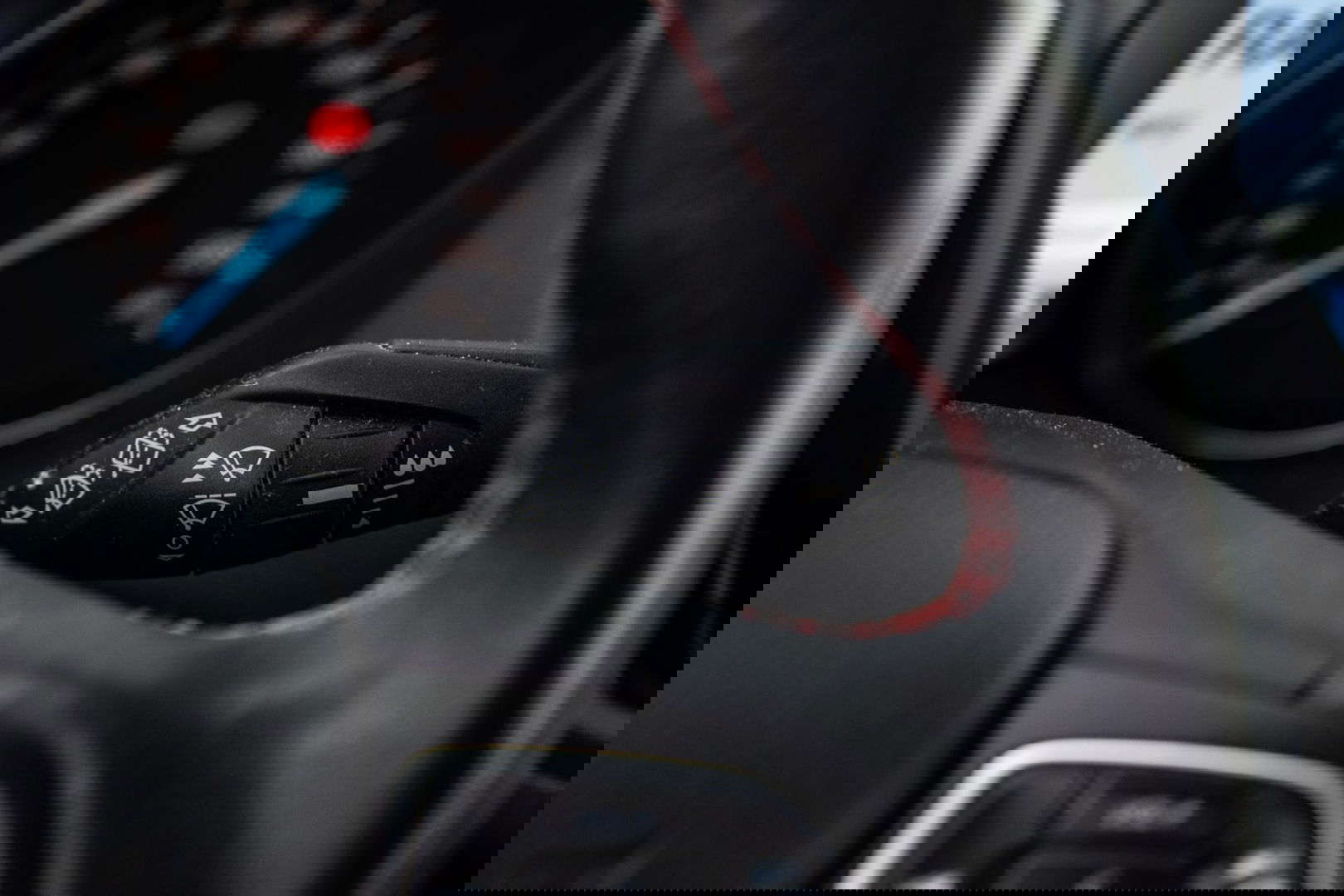 Ford Kuga 1.5 EcoBoost ST Line CAMERA / CARPLAY / TREKHAAK / 2000 KG / STOEVERWRMING / 150 PK