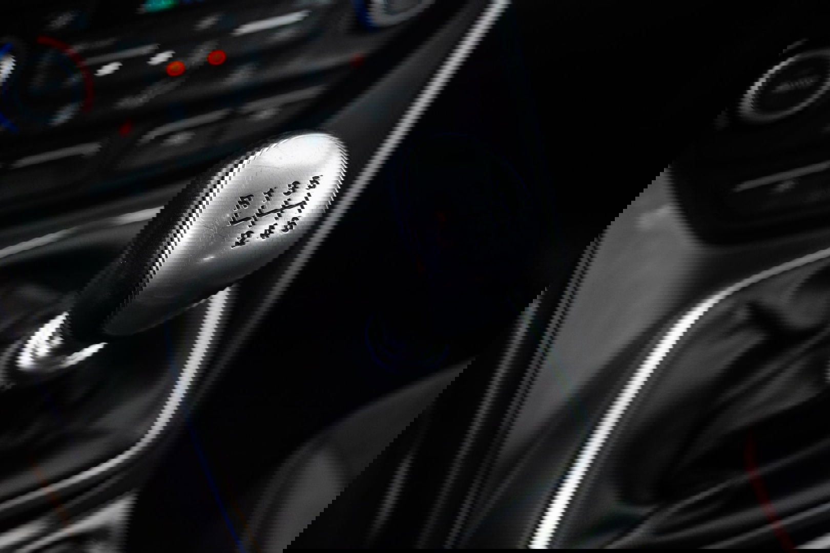 Ford Kuga 1.5 EcoBoost ST Line CAMERA / CARPLAY / TREKHAAK / 2000 KG / STOEVERWRMING / 150 PK