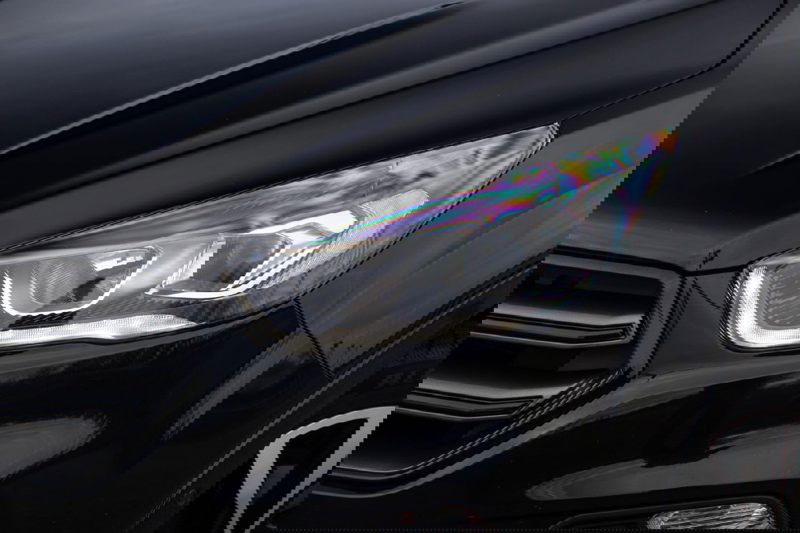 Ford Kuga 1.5 EcoBoost ST Line CAMERA / CARPLAY / TREKHAAK / 2000 KG / STOEVERWRMING / 150 PK