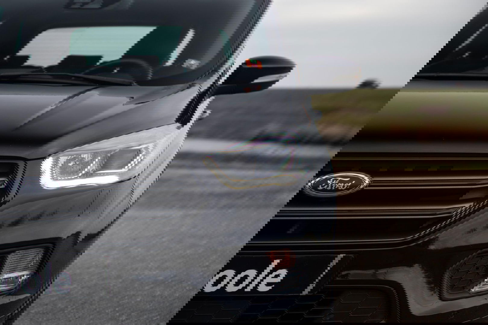 Ford Kuga 1.5 EcoBoost ST Line CAMERA / CARPLAY / TREKHAAK / 2000 KG / STOEVERWRMING / 150 PK