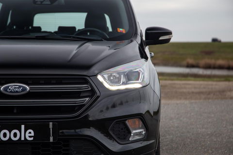 Ford Kuga 1.5 EcoBoost ST Line CAMERA / CARPLAY / TREKHAAK / 2000 KG / STOEVERWRMING / 150 PK
