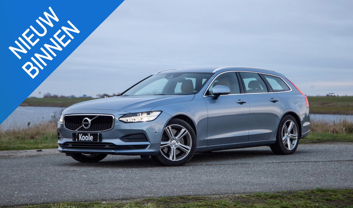 Volvo V90 2.0 T5 Momentum LEER / CARPLAY / ADAPTIVE CRUISE  / STOELVERWAMING / NAVI