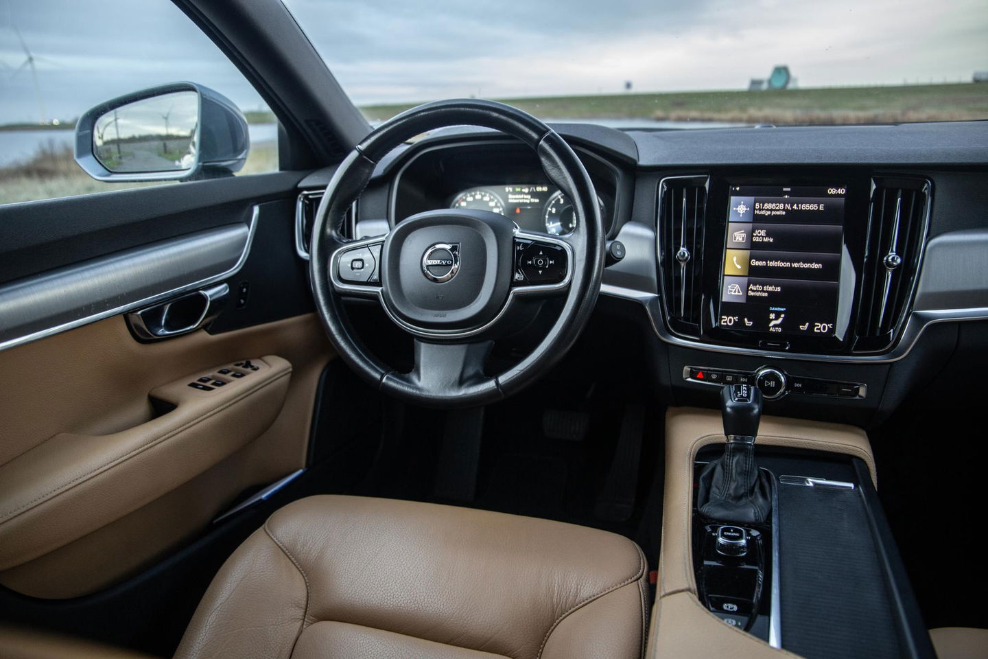 Volvo V90 2.0 T5 Momentum LEER / CARPLAY / ADAPTIVE CRUISE  / STOELVERWAMING / NAVI