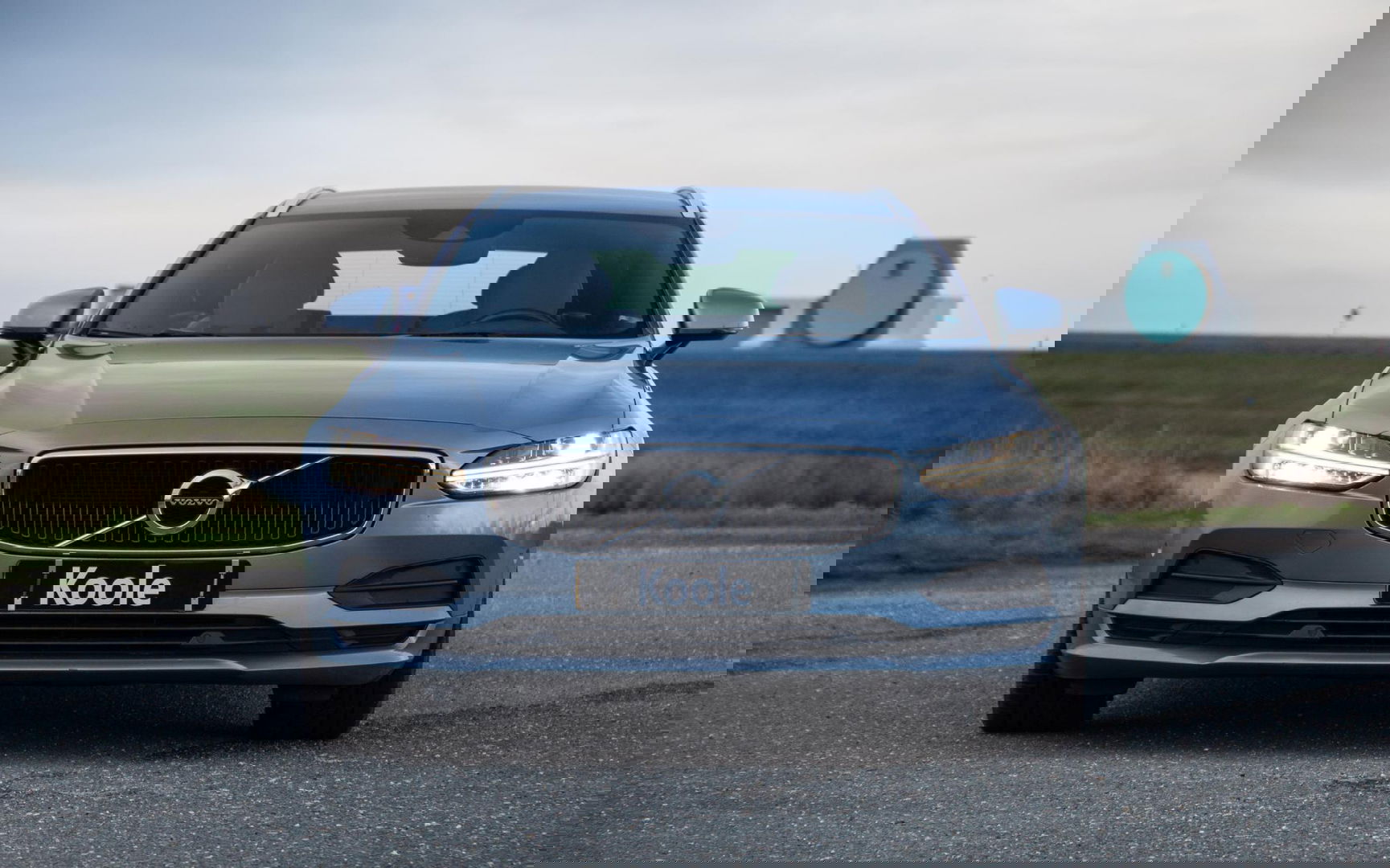 Volvo V90 2.0 T5 Momentum LEER / CARPLAY / ADAPTIVE CRUISE  / STOELVERWAMING / NAVI