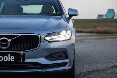 Volvo V90 2.0 T5 Momentum LEER / CARPLAY / ADAPTIVE CRUISE  / STOELVERWAMING / NAVI