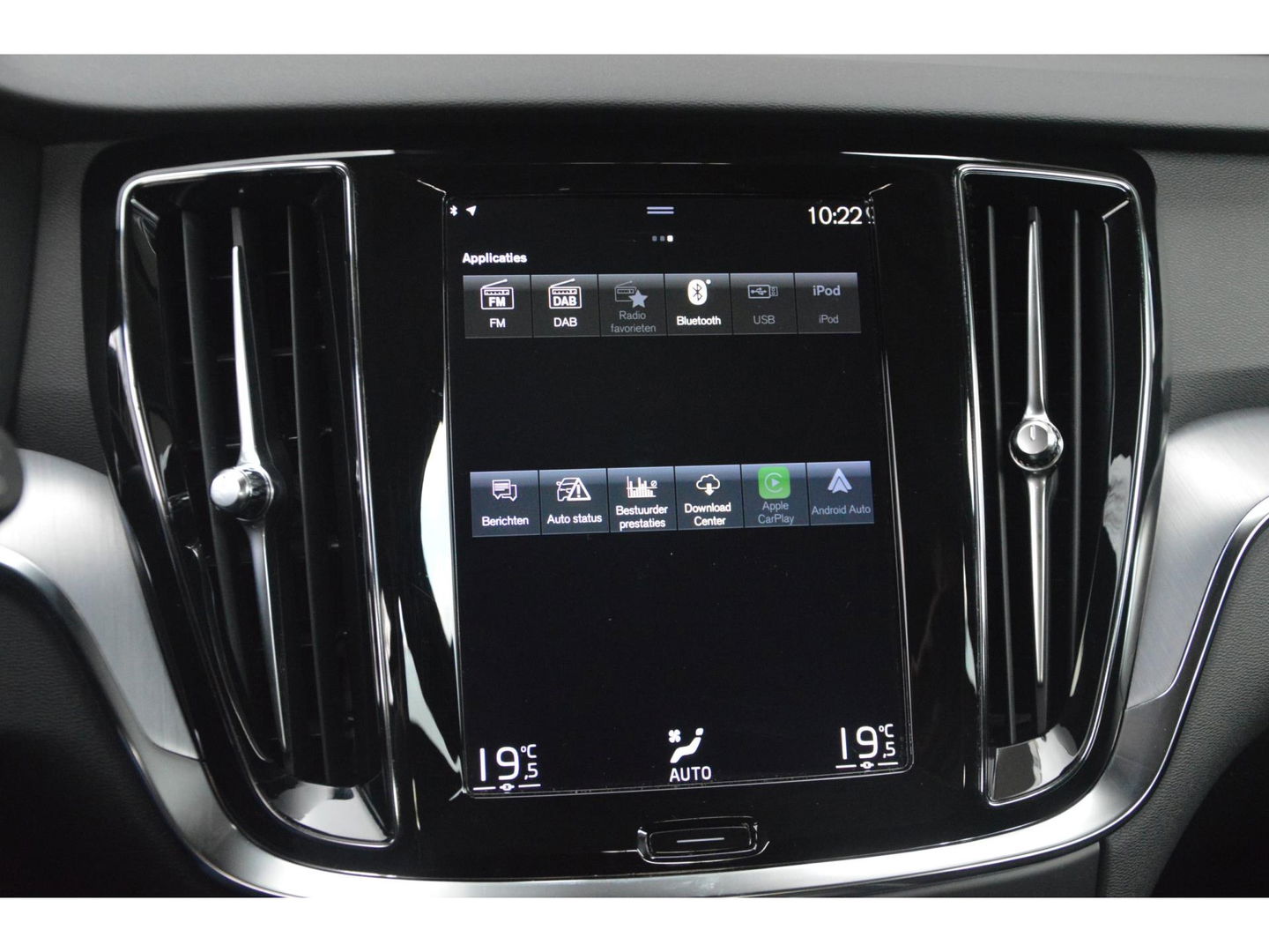 Volvo V60 B3 Business Pro | Adaptive Cruise | Camera | Apple CarPlay | Elektrische voorruit | BLIS |