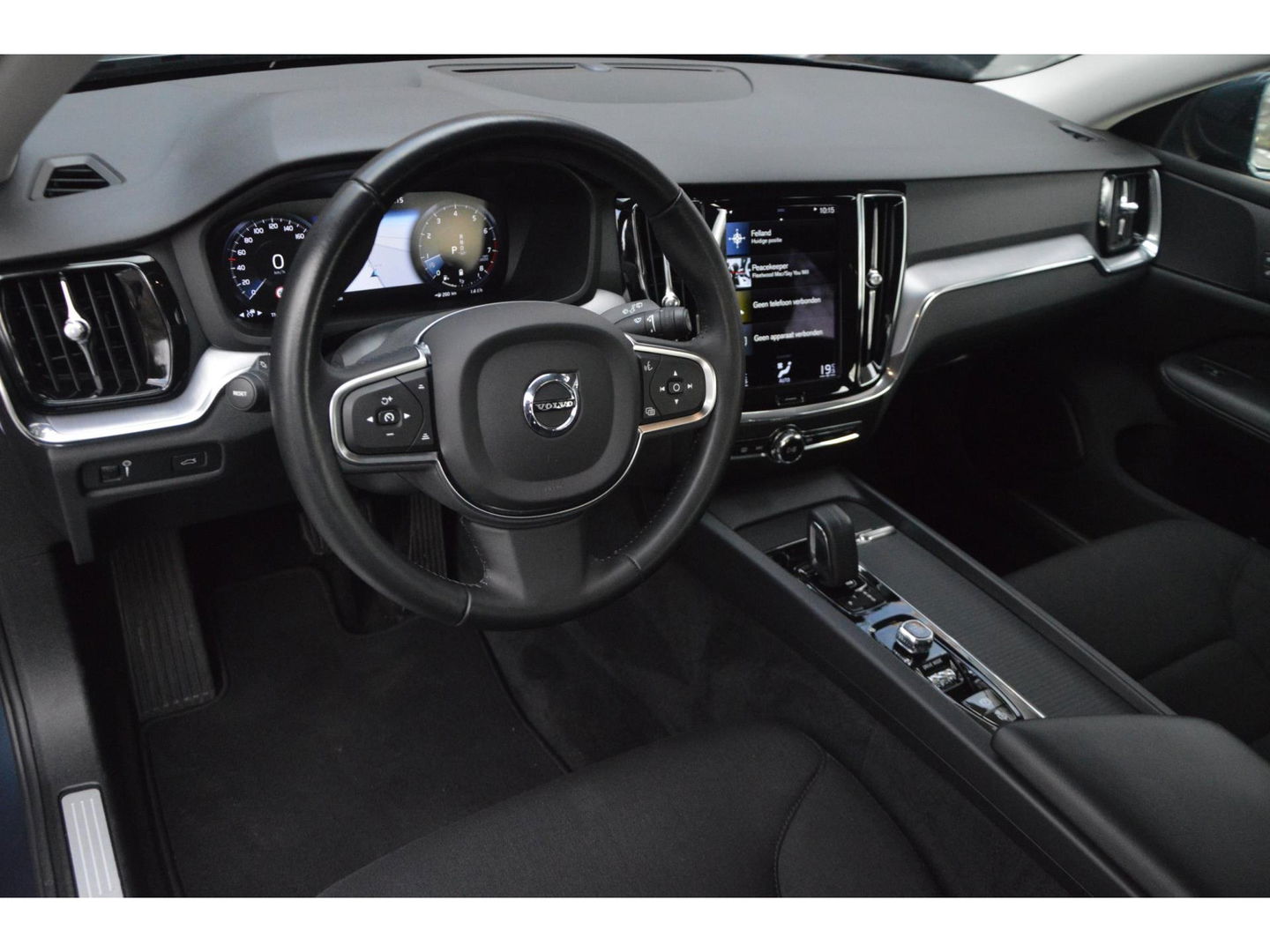 Volvo V60 B3 Business Pro | Adaptive Cruise | Camera | Apple CarPlay | Elektrische voorruit | BLIS |