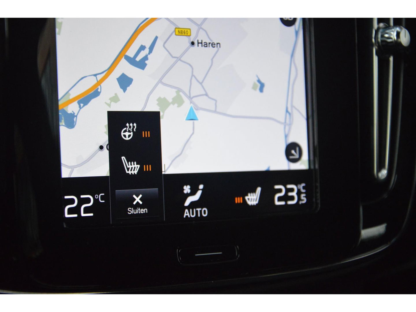 Volvo XC40 T4 Recharge Inscription| Stoel + Stuur Verwarmd | Trekhaak | Camera | Apple CarPlay | BLIS |