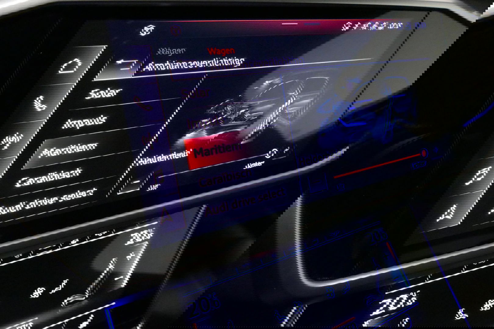 Audi A6 Avant 55 TFSI e quattro S Competition / S-Line / S6 Diffuser / Maxton Design Bodykit V.2 / Panoramadak / Elektr. verstelbare voorstoelen (links met memory) / Matrix LED / Ambienteverlichting / Apple Carplay - Android Auto / Trekhaak (zwenkbaar) / Stoelver