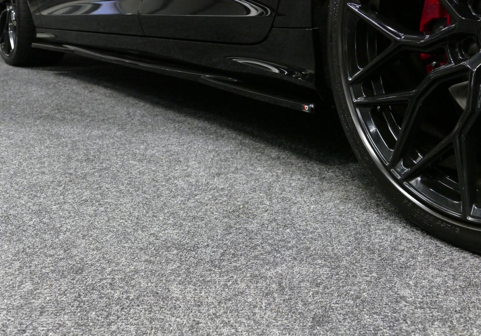 Audi A6 Avant 55 TFSI e quattro S Competition / S-Line / S6 Diffuser / Maxton Design Bodykit V.2 / Panoramadak / Elektr. verstelbare voorstoelen (links met memory) / Matrix LED / Ambienteverlichting / Apple Carplay - Android Auto / Trekhaak (zwenkbaar) / Stoelver