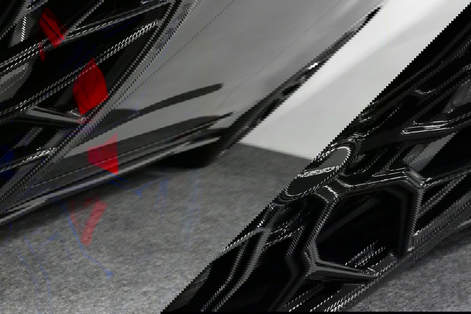 Audi A6 Avant 55 TFSI e quattro S Competition / S-Line / S6 Diffuser / Maxton Design Bodykit V.2 / Panoramadak / Elektr. verstelbare voorstoelen (links met memory) / Matrix LED / Ambienteverlichting / Apple Carplay - Android Auto / Trekhaak (zwenkbaar) / Stoelver