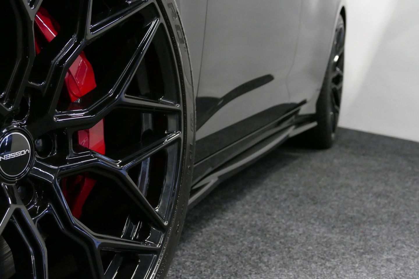 Audi A6 Avant 55 TFSI e quattro S Competition / S-Line / S6 Diffuser / Maxton Design Bodykit V.2 / Panoramadak / Elektr. verstelbare voorstoelen (links met memory) / Matrix LED / Ambienteverlichting / Apple Carplay - Android Auto / Trekhaak (zwenkbaar) / Stoelver