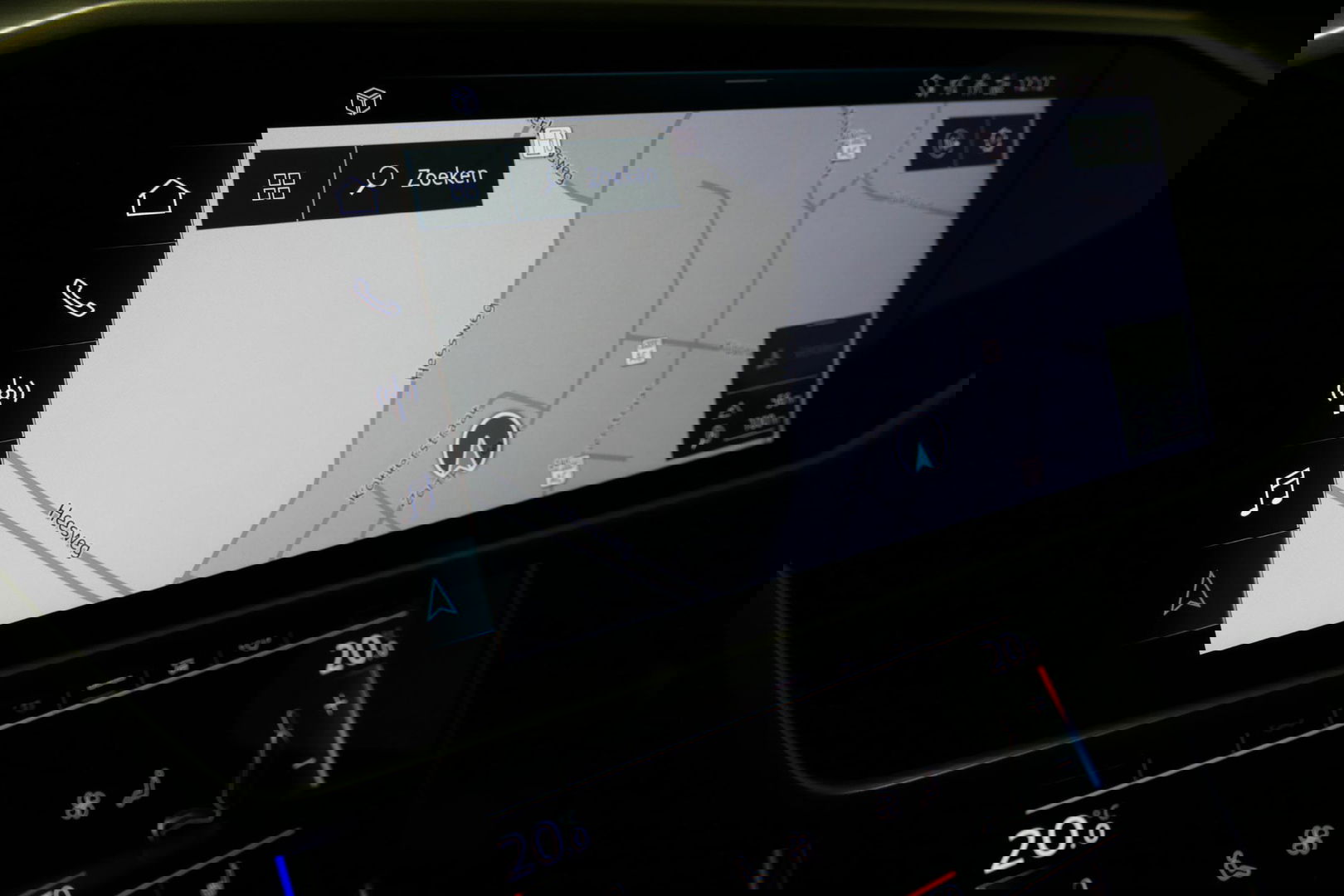 Audi A6 Avant 55 TFSI e quattro S Competition / S-Line / S6 Diffuser / Maxton Design Bodykit V.2 / Panoramadak / Elektr. verstelbare voorstoelen (links met memory) / Matrix LED / Ambienteverlichting / Apple Carplay - Android Auto / Trekhaak (zwenkbaar) / Stoelver