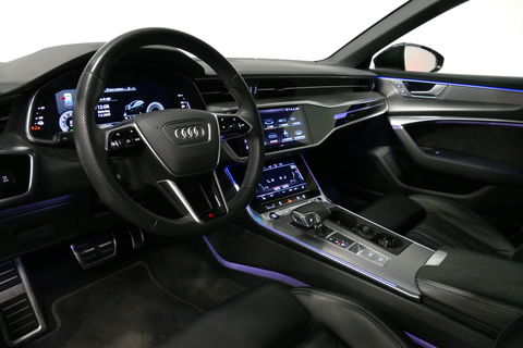 Audi A6 Avant 55 TFSI e quattro S Competition / S-Line / S6 Diffuser / Maxton Design Bodykit V.2 / Panoramadak / Elektr. verstelbare voorstoelen (links met memory) / Matrix LED / Ambienteverlichting / Apple Carplay - Android Auto / Trekhaak (zwenkbaar) / Stoelver