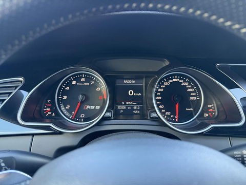 Audi RS5 A5 Coupé 4.2 FSI quattro