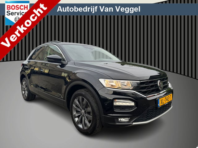 Volkswagen T-Roc - 1.5 TSI Style virtual cockpit, navi, cruise, trekhaak
