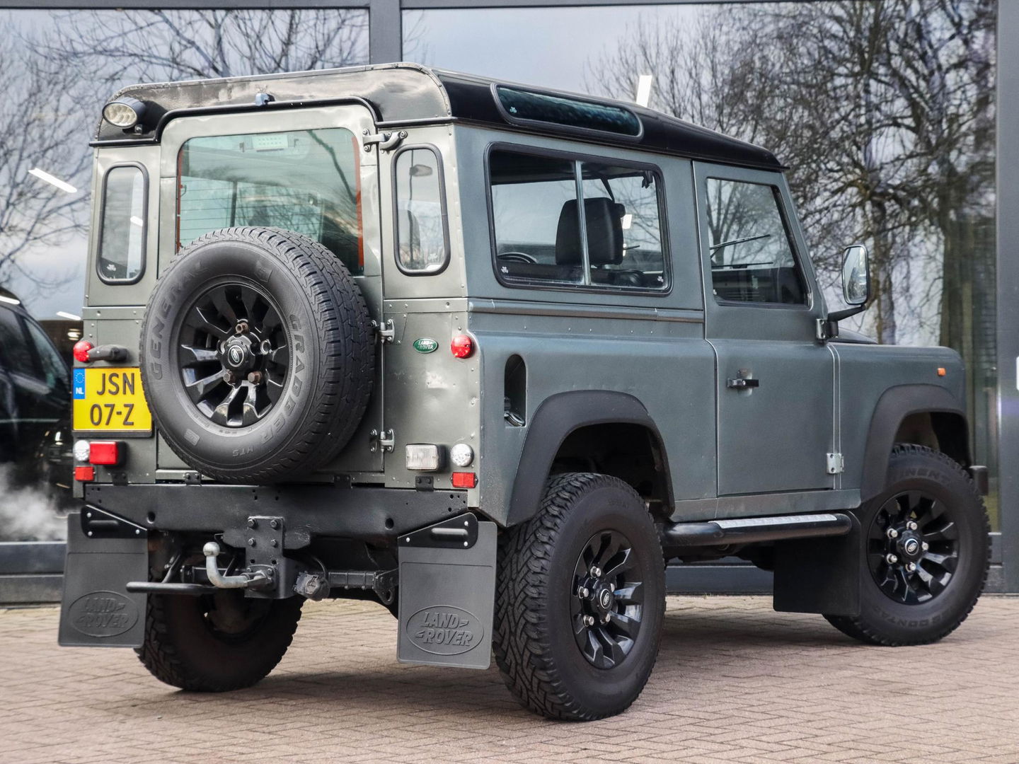 Land Rover Defender 90 2.0 MPI