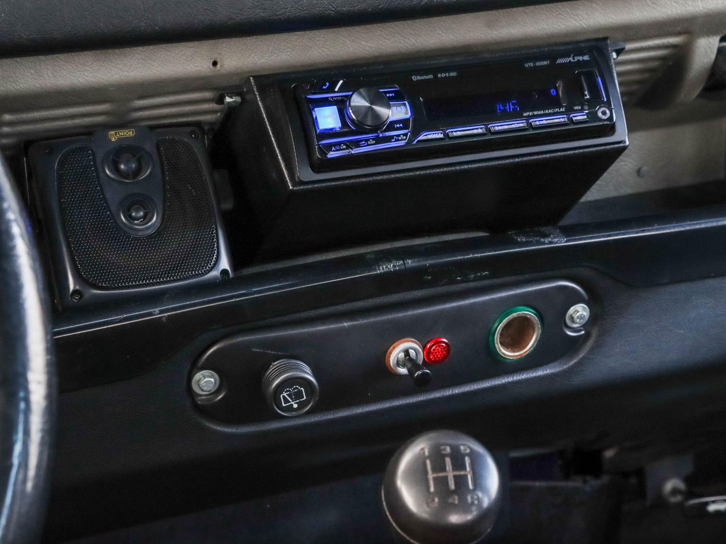 Land Rover Defender 90 2.0 MPI