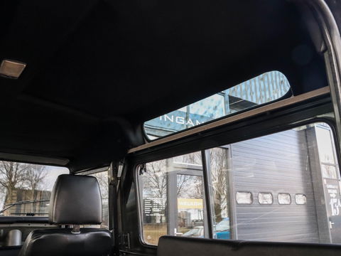 Land Rover Defender 90 2.0 MPI