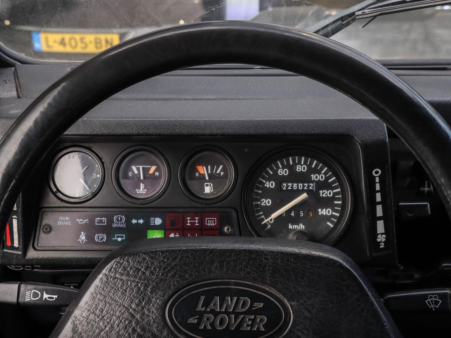 Land Rover Defender 90 2.0 MPI