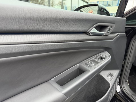 Volkswagen Golf 1.4 eHybrid GTE 245PK|Leder|Memory|Carplay|ACC|Stoel-Koeling/verwarming|Keyless|Camera