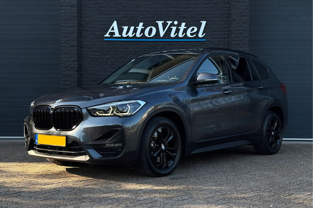 BMW X1 - xDrive25e | Camera | Elektrische Klep | PDC V + A | LED | Apple Carplay | DAB | 15x op voorraad !