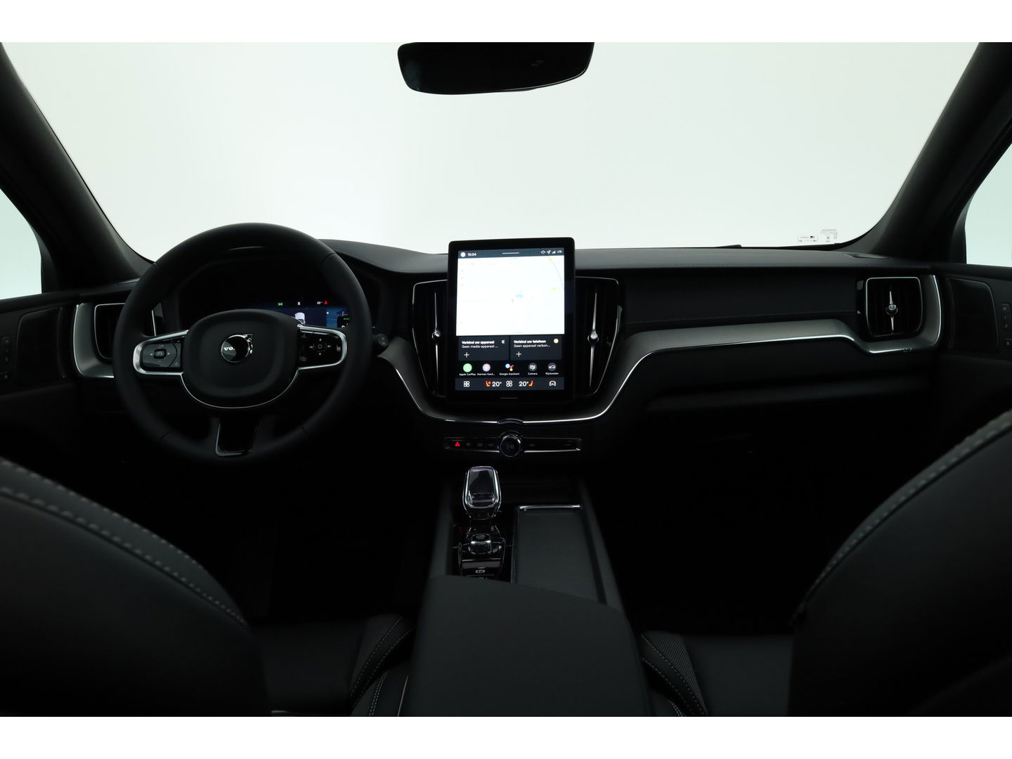 Volvo XC60 2.0 T8 Plug-in hybrid AWD Ultra Black Edition | Luchtvering | 22 inch | Trekhaak | Pano | Blis | Pilot assist |