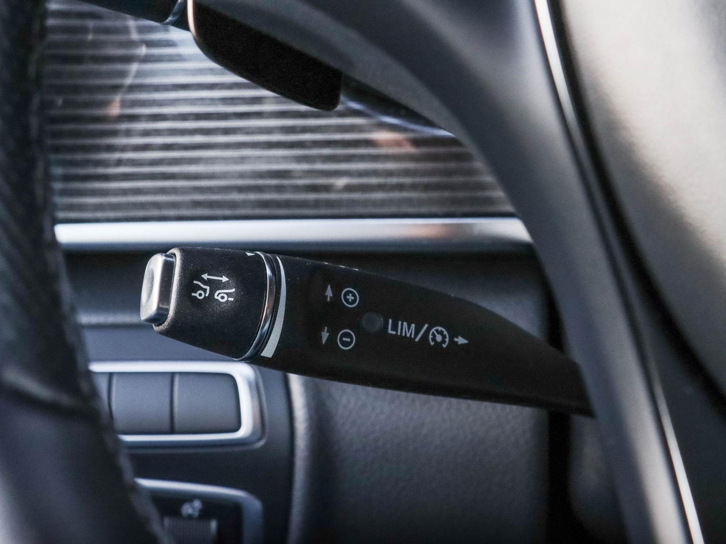 Mercedes-Benz V-Klasse 300d Extra Lang DC 5p Burmester | 2x schuifdeur | Leder | 240PK