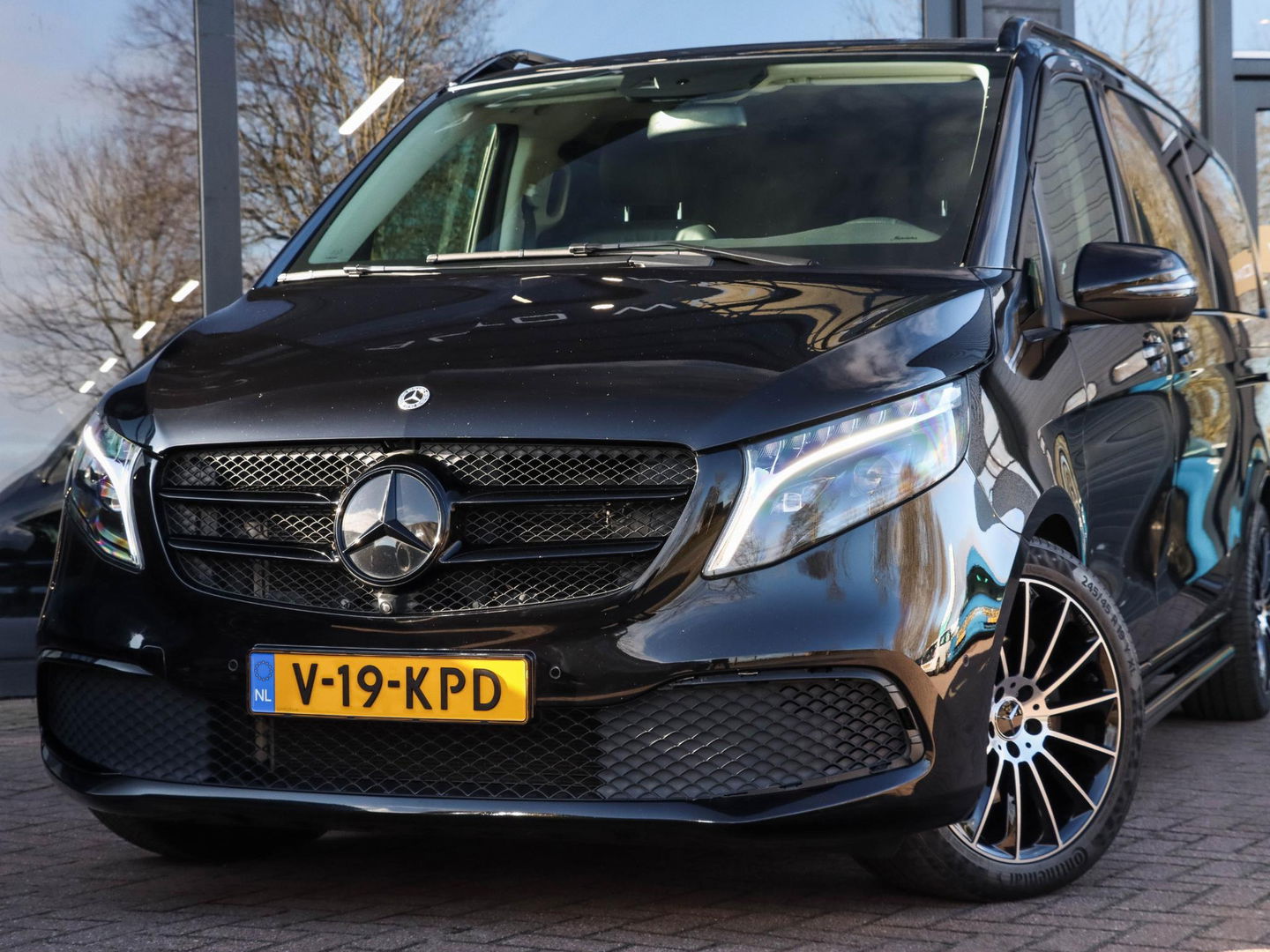 Mercedes-Benz V-Klasse 300d Extra Lang DC 5p Burmester | 2x schuifdeur | Leder | 240PK