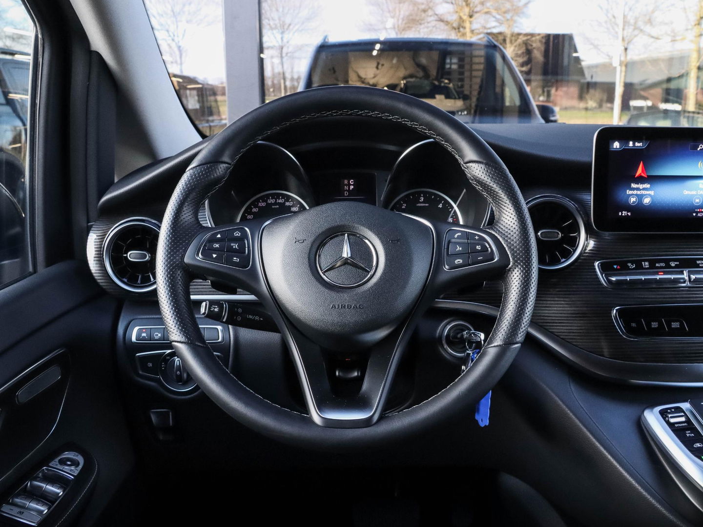 Mercedes-Benz V-Klasse 300d Extra Lang DC 5p Burmester | 2x schuifdeur | Leder | 240PK