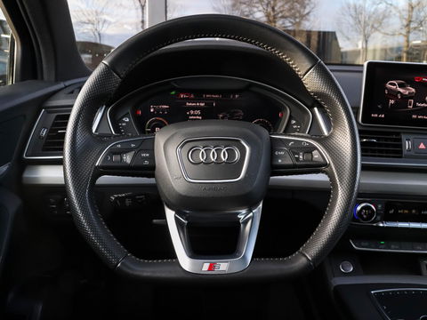 Audi Q5 55 TFSI e quattro Competition Panodak | Luchtvering | Trekhaak | Adaptive Cruise