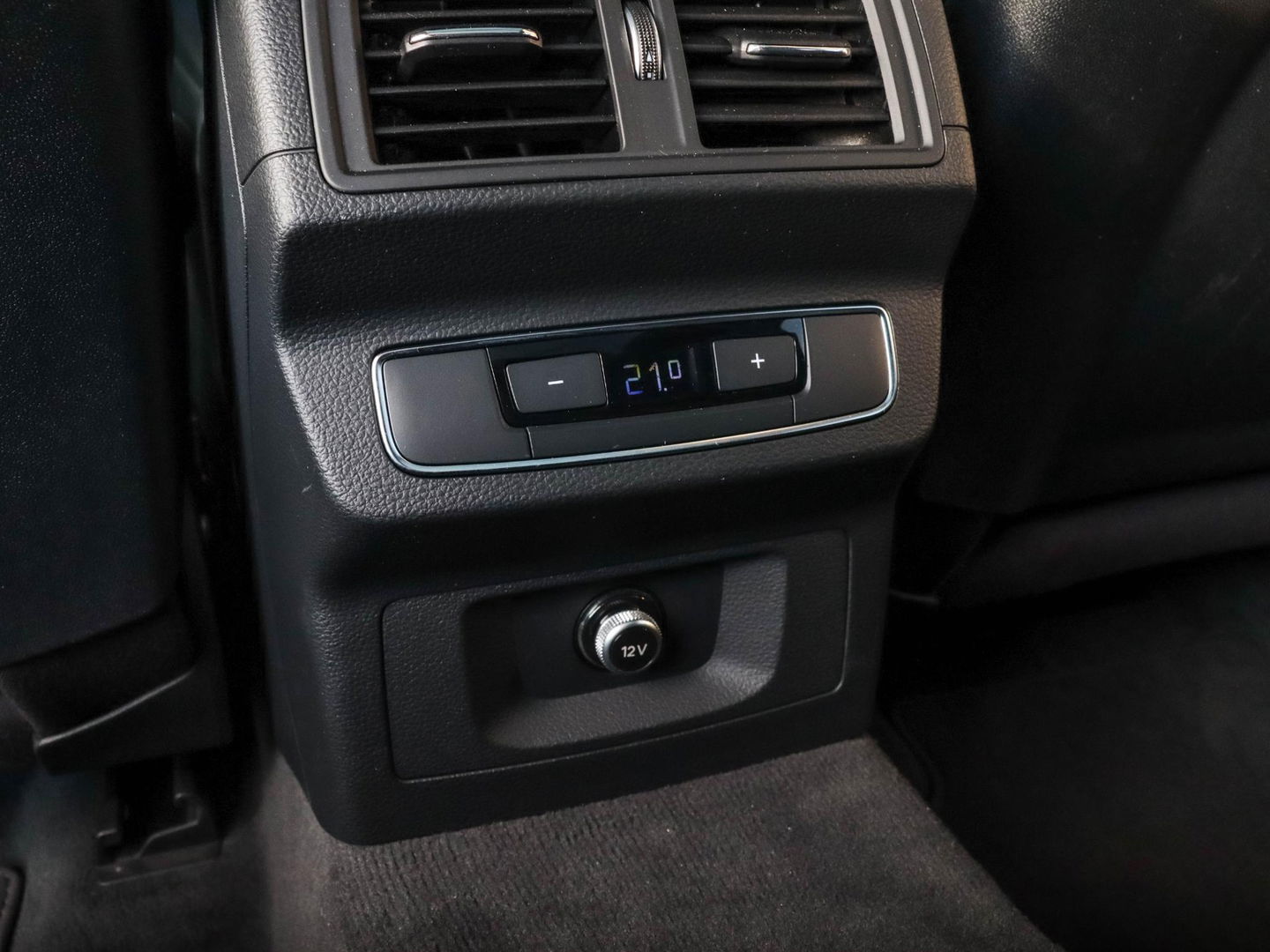 Audi Q5 55 TFSI e quattro Competition Panodak | Luchtvering | Trekhaak | Adaptive Cruise