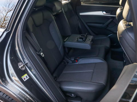 Audi Q5 55 TFSI e quattro Competition Panodak | Luchtvering | Trekhaak | Adaptive Cruise