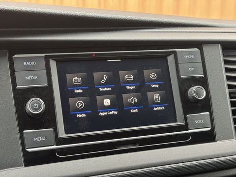 Volkswagen Transporter 2.0 TDI L1H1 26 Economy Business | Parkeersensor Achter | Cruise Control | Apple Carplay | 3 Zits | Airconditioning |