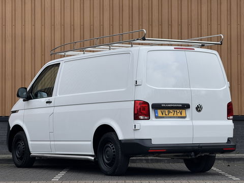 Volkswagen Transporter 2.0 TDI L1H1 26 Economy Business | Parkeersensor Achter | Cruise Control | Apple Carplay | 3 Zits | Airconditioning |