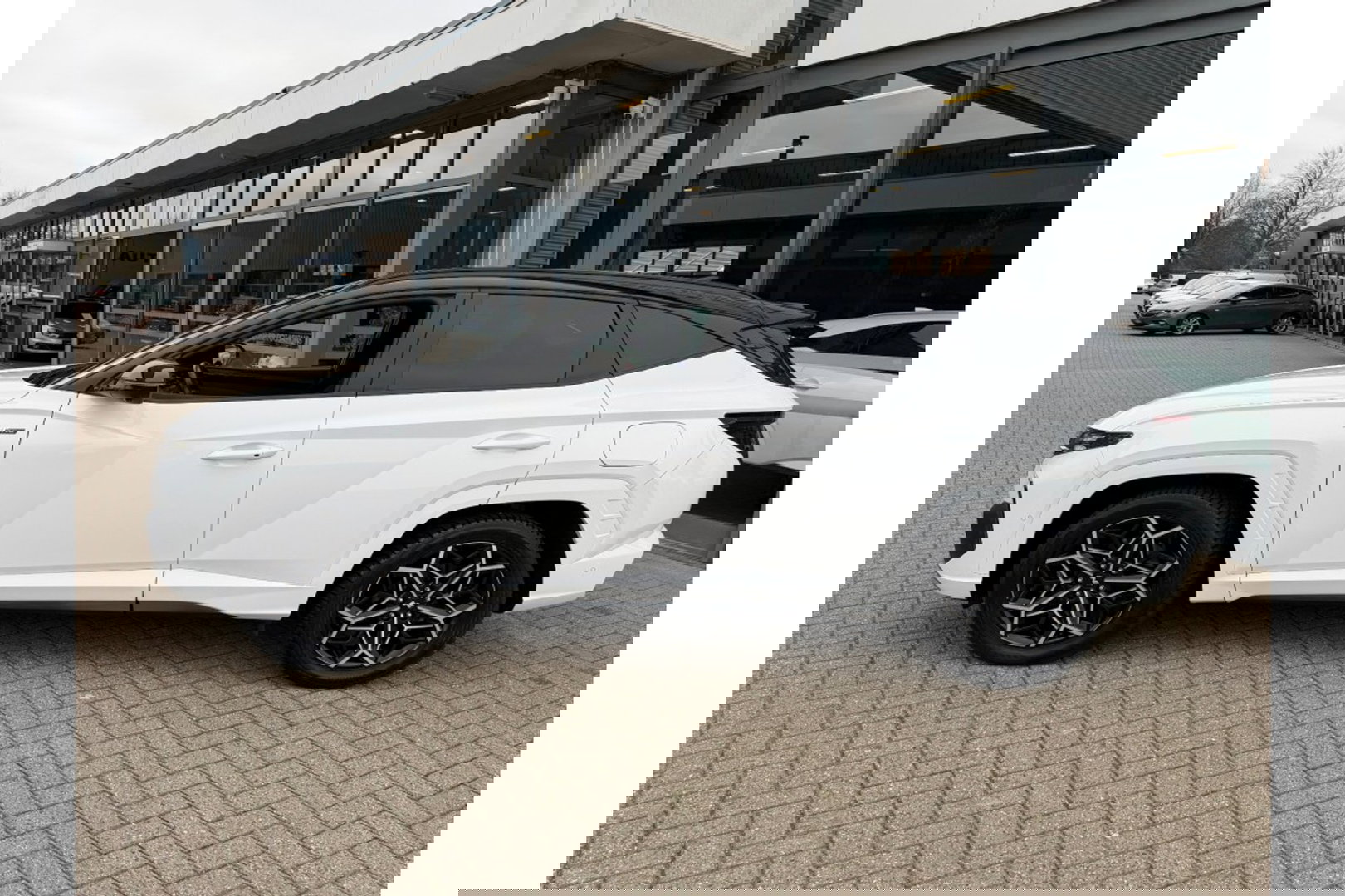 Hyundai Tucson 1.6 T-GDI N LINE 4WD PHEV AUTOMAAT NAVI PDC-CAMERA WINTERPACK.